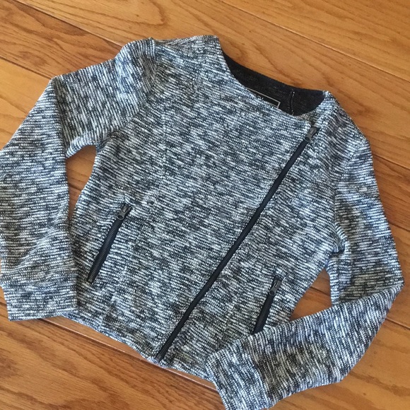 BNCI Sweaters - Stylish B&W Fitted Sweater Blazer / Jacket
